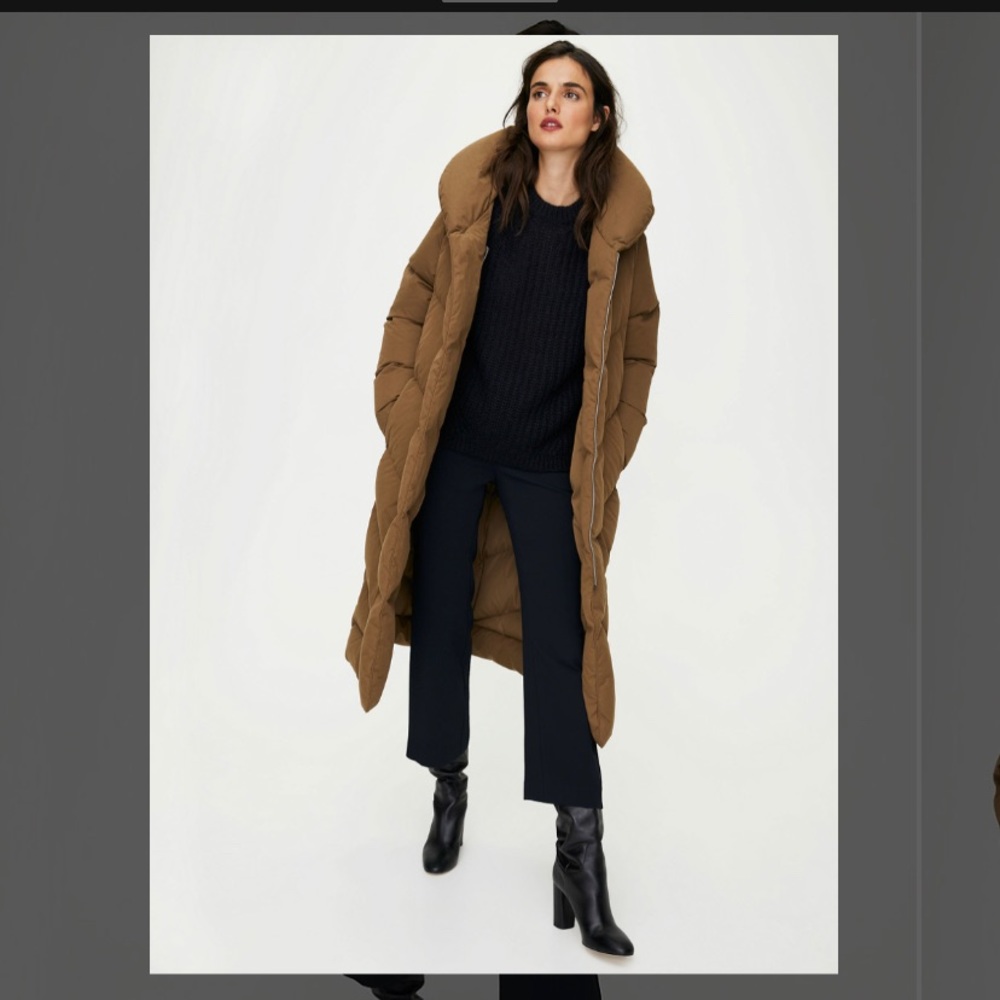Aritzia Wilfred Duvet Coat